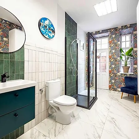 Das Hostel Хостел