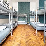 Das Hostel 旅馆 *