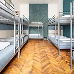 Das Hostel 旅馆 *